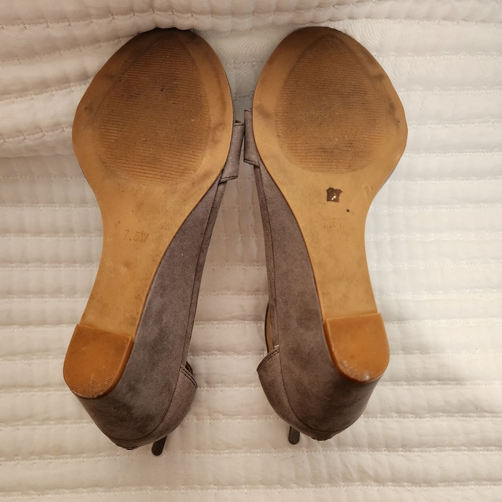 Torrid Wedge - Picture 6 of 11